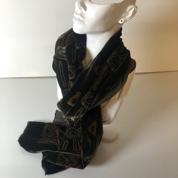 Cocoon House Silk Velvet Scarf Green Geometric Wrap Dark Green Jewel Tones - Picture 1 of 7